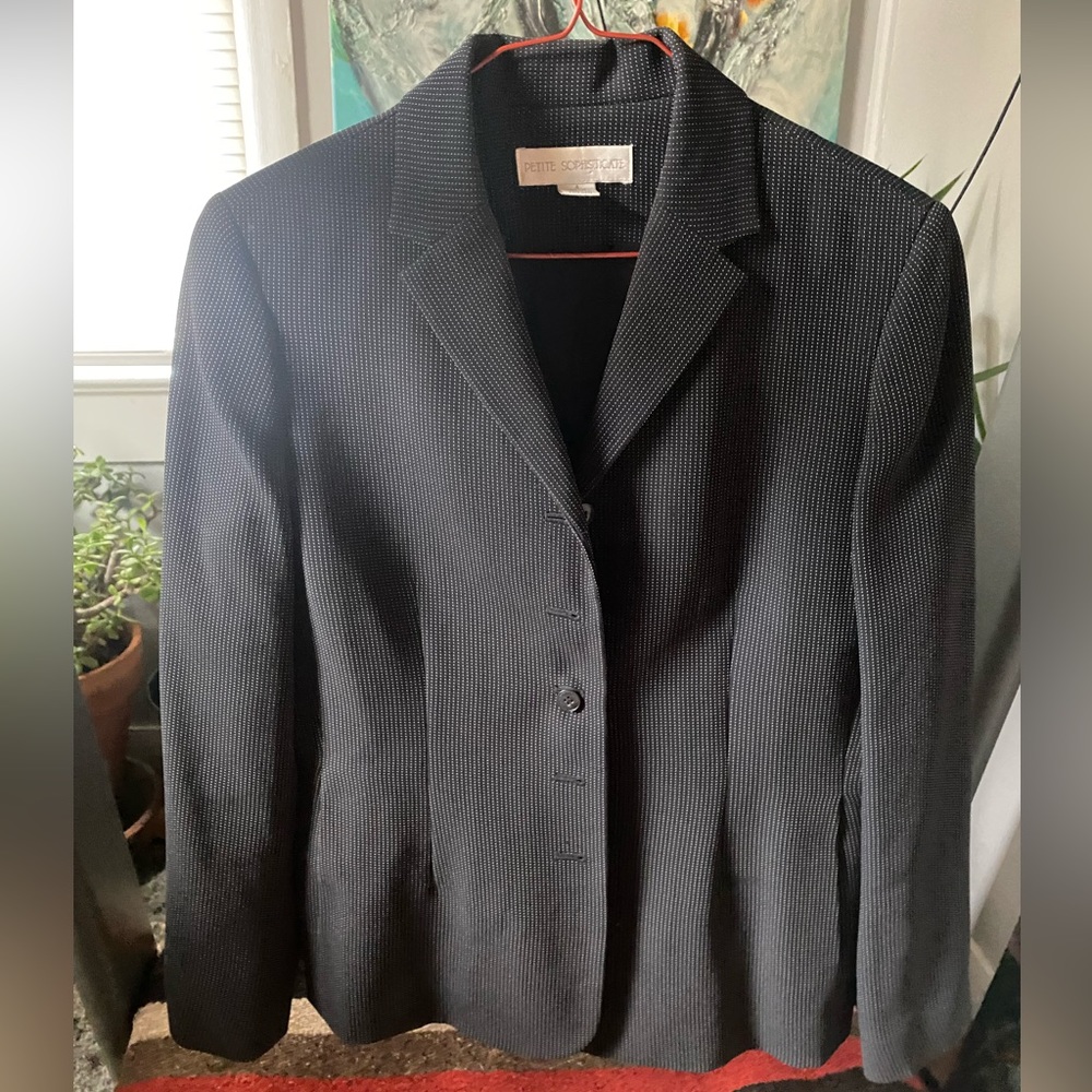 Petite Sophisticated tailored women’s navy blue blazer